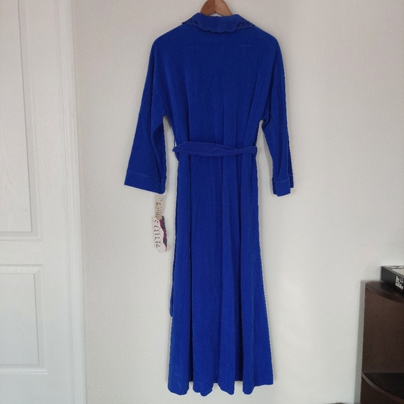Vintage Vanity Fair Royal Blue Robe   Deadstock Size Meduim Petite - Picture 8 of 9